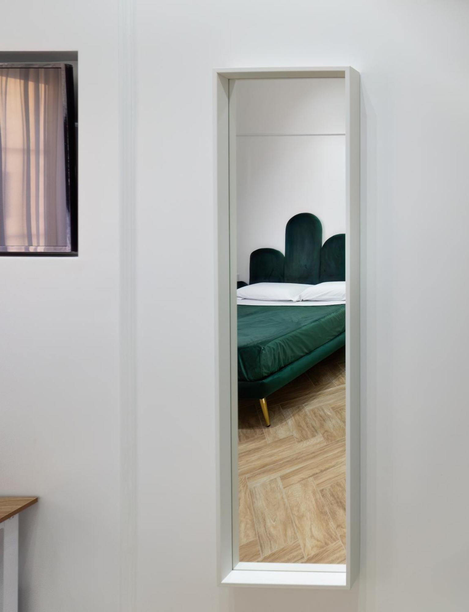Hotel Garibaldi 125 à Naples Extérieur photo