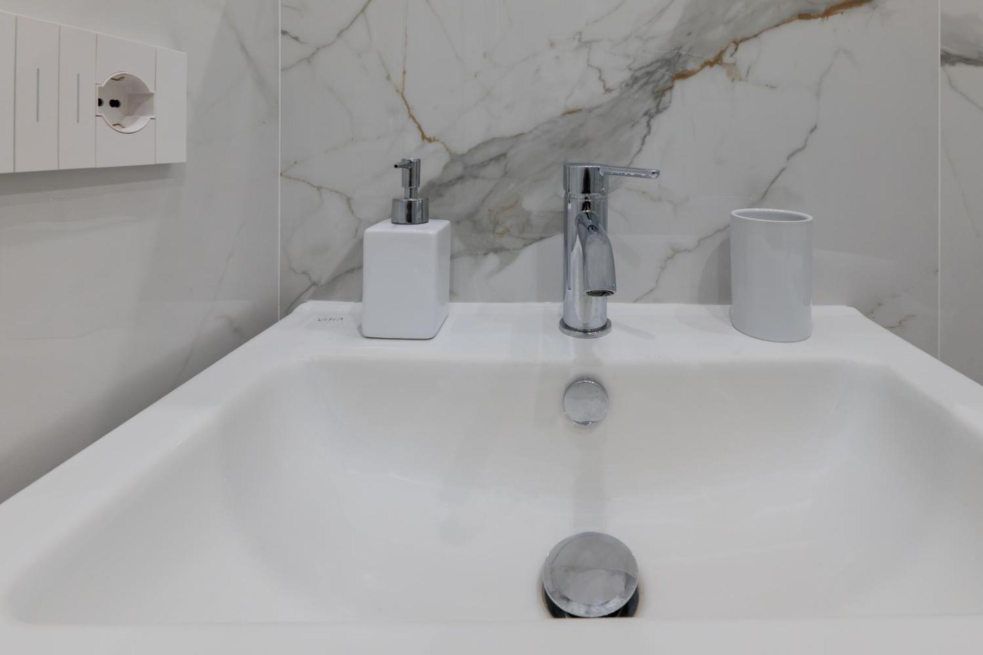Hotel Garibaldi 125 à Naples Extérieur photo